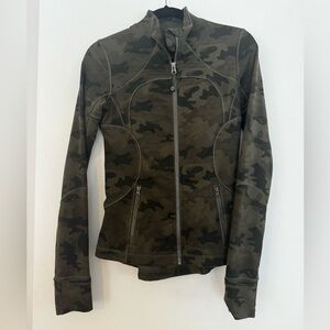 Lululemon Define jacket sz 4 Army Green
